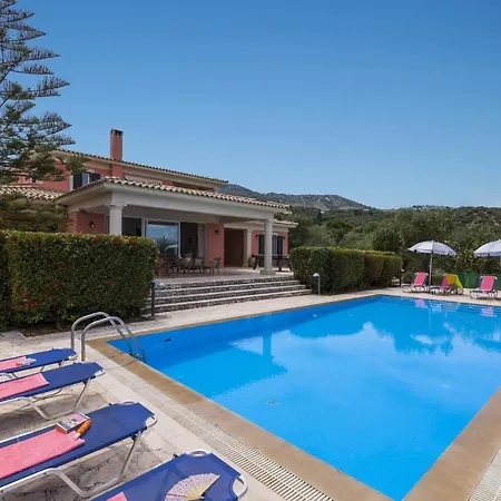Villa Kanali *