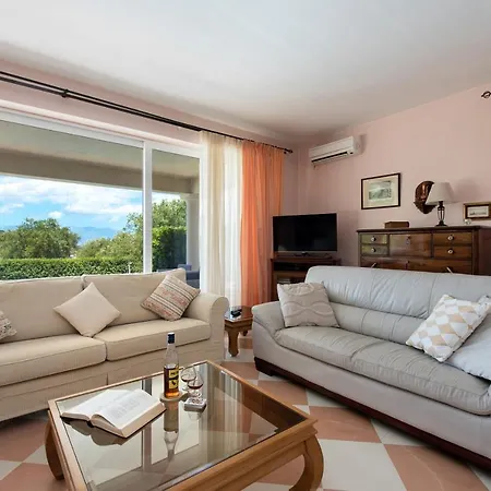 Villa Kanali